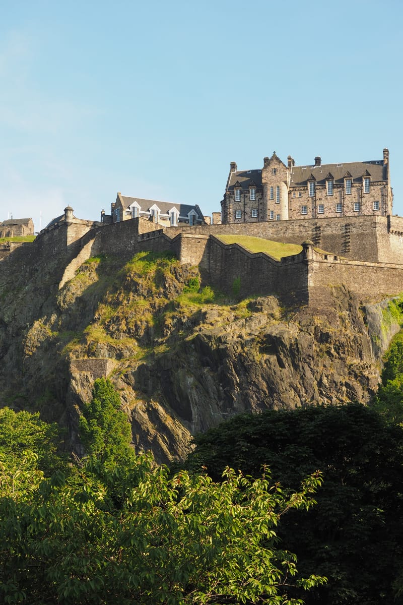 Edinburgh Castle (800x1200)